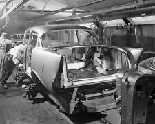 1957 CHEVROLET ASSEMBLY LINE Photo  (205-P) picture