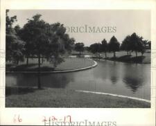 1984 Press Photo Lake on Post Oak, Houston Texas Municipal Arts Commission picture