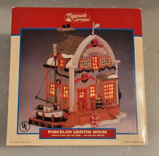 NEW - Lemax - 2001 - Plymouth Corners Yacht Club Village Christmas #15592 picture