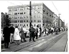 LG933 1966 Original Frank Kelly Photo PEOPLE WAITING FOR LATE BOSTON MBTA TRAIN picture