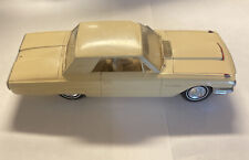 1964 FORD THUNDERBIRD PLASTIC MODEL PROMOTIONAL CAR 1/24 “READ” RARE OFF WHITE picture