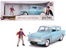1959 Ford Anglia Weathered with Harry Potter Diecast Figurine 1/24 Model Car picture