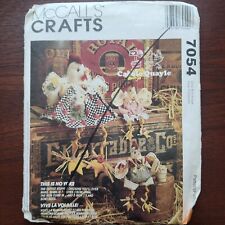 McCall's Crafts Pattern 7054 Stuffed Chickens 1994 Uncut picture