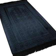 Velvet Prayer Rug - Soft Plush Turkish Janamaz Sajada Carpet for Men and Women - picture
