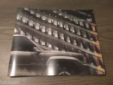 MINT 2000 CADILLAC ESCALADE SALES BROCHURE 32 PAGE W/ COLOR GUIDE NEW picture