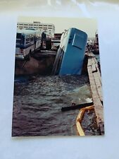 6x4 NY NYC FRONT END FEB  BUS IN WATER PHOTOGRAPH EDGEWATER PIER COLLAPSE 1983 picture