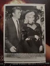 1961/1962 Jayne Mansfield Vintage Original Pinup Risque (8.5 x 6) Wire Photo picture
