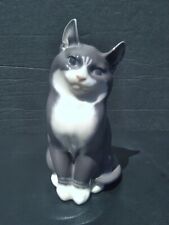 Vintage Royal Copenhagen #1803 Seated Sitting Gary White Cat Porcelain Figurine picture