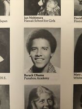 BARACK OBAMA 1979-1980 Occidental College Student Handbook + 1981 Yearbook picture