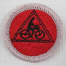 Cycling (Triangle-Silver) Current Plastic Back Merit Badge [MB-432] picture