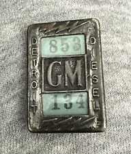 Vintage GENERAL MOTORS Factory / Plant BADGE Detroit Diesel  EMPLOYEE Pinback GM picture
