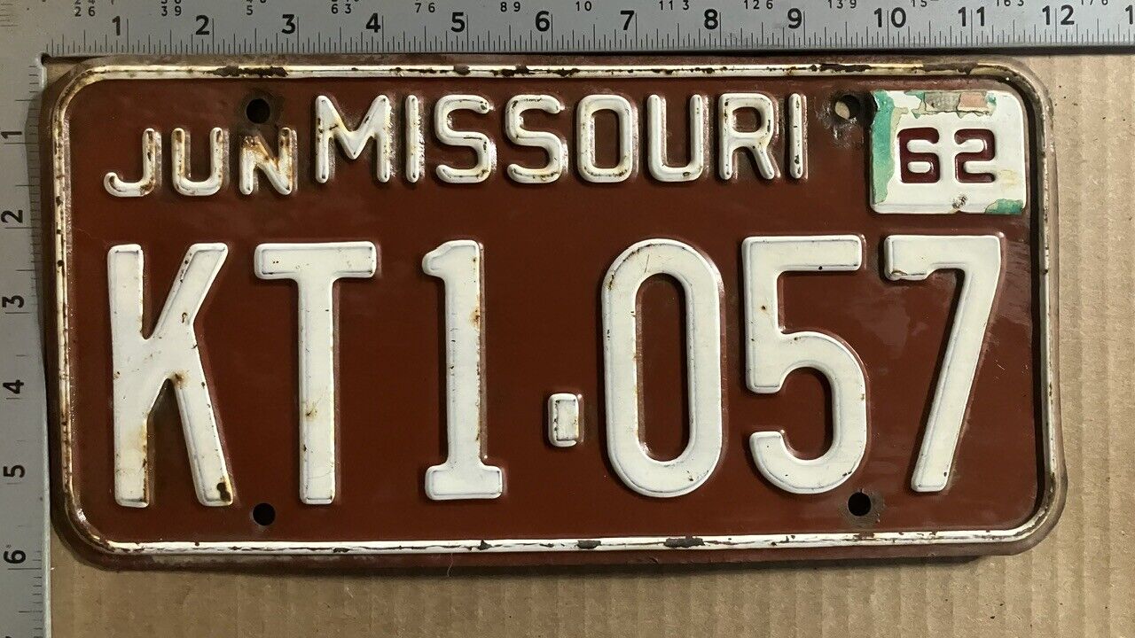 1962 Missouri license plate KT1-057 YOM DMV six year plate 1966 1967 12620
