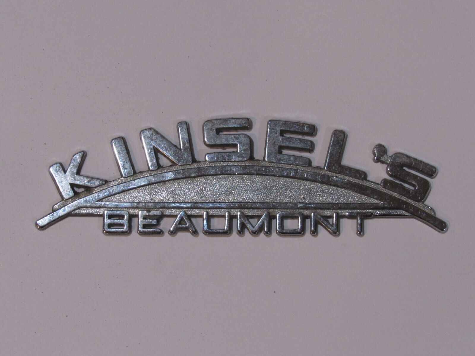 Vintage Kinsel's Ford Beaumont Texas Metal Dealer Badge Emblem Tag Trunk Logo TX