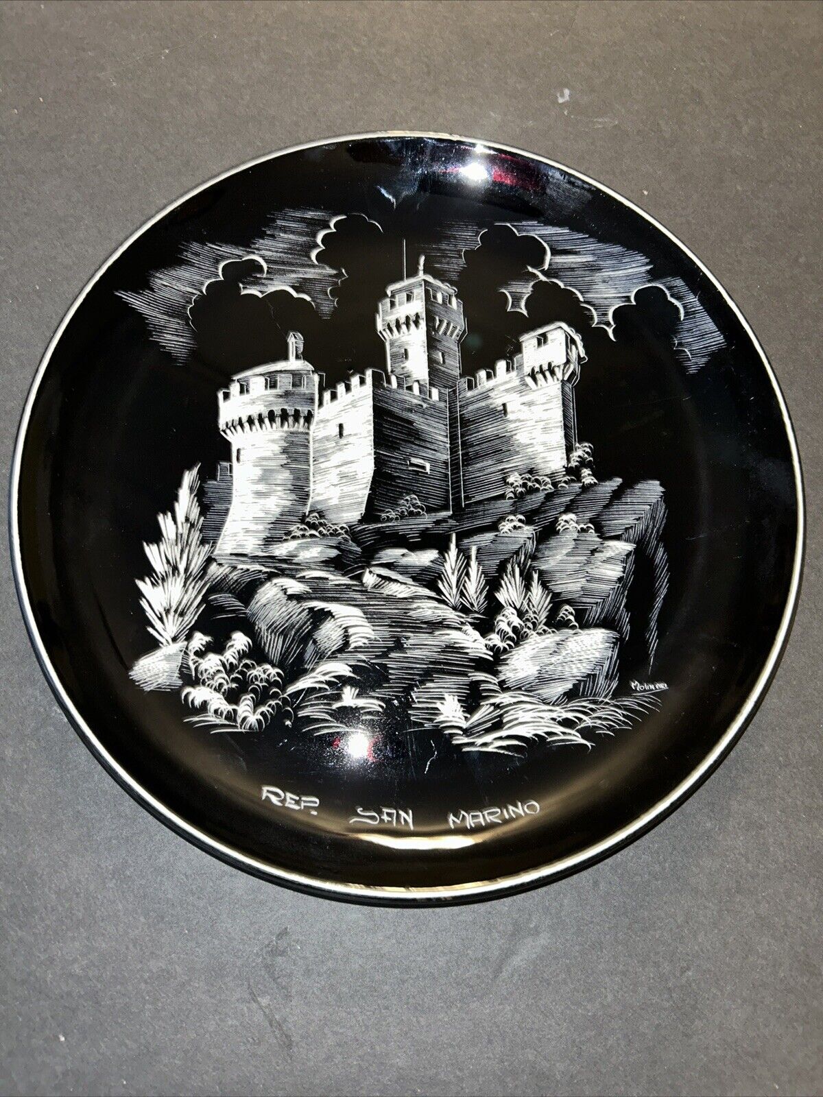 Ceramica Titano Plate Republic of San Marino Italy Hand Carved Art 10”