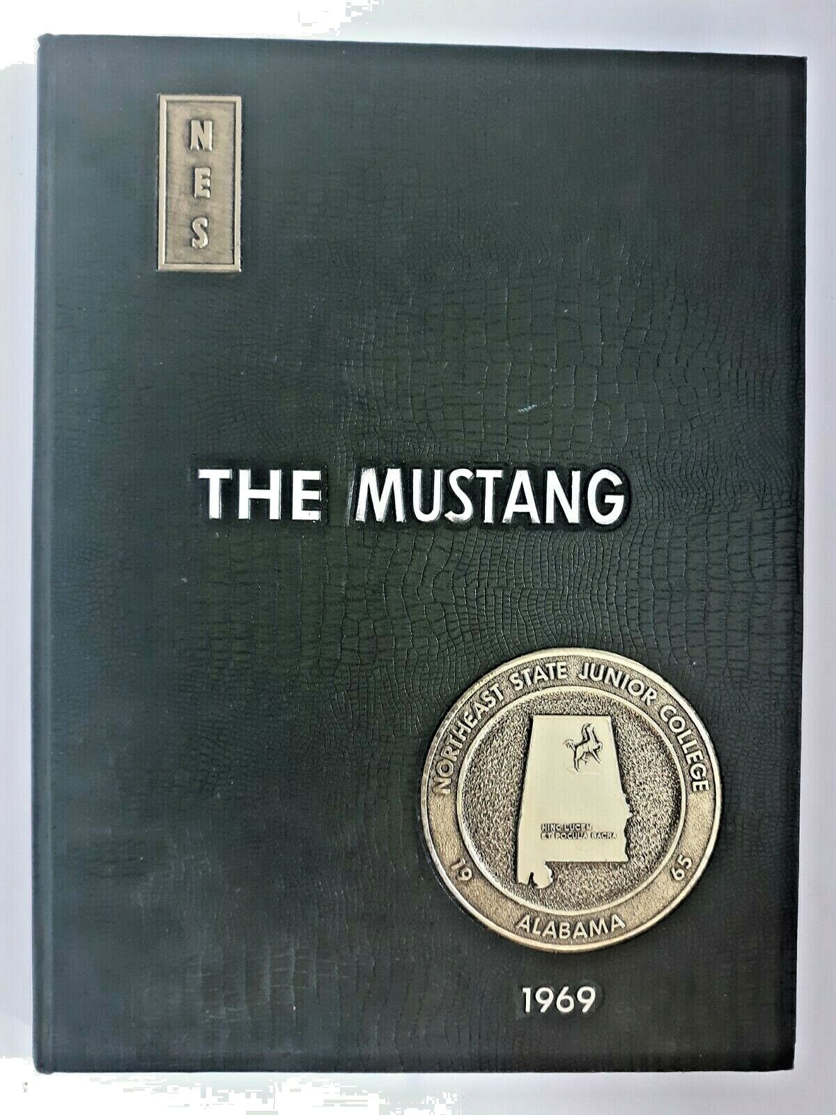THE MUSTANG 1969 Northeast State Junior College  Alabama  vol-4 pre-owned annual