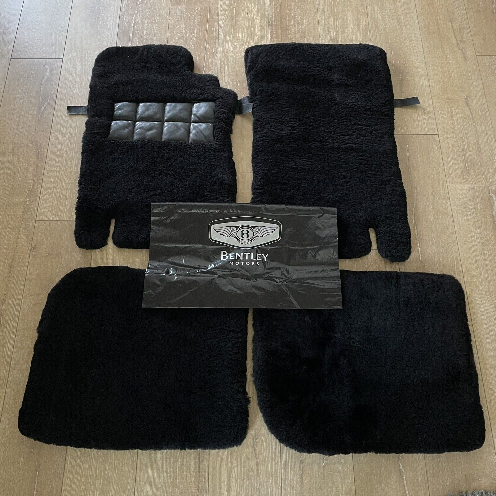 1995-2003 Bentley Azure Lambs Wool Floor Mats Black Plush Sheepskin Full Set