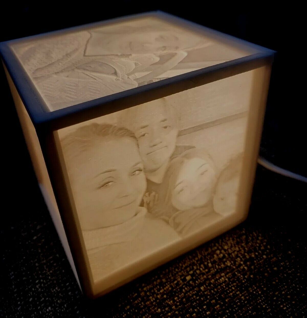 3D Printed Custom 4 Inch Lithophane Box With Light/Socket