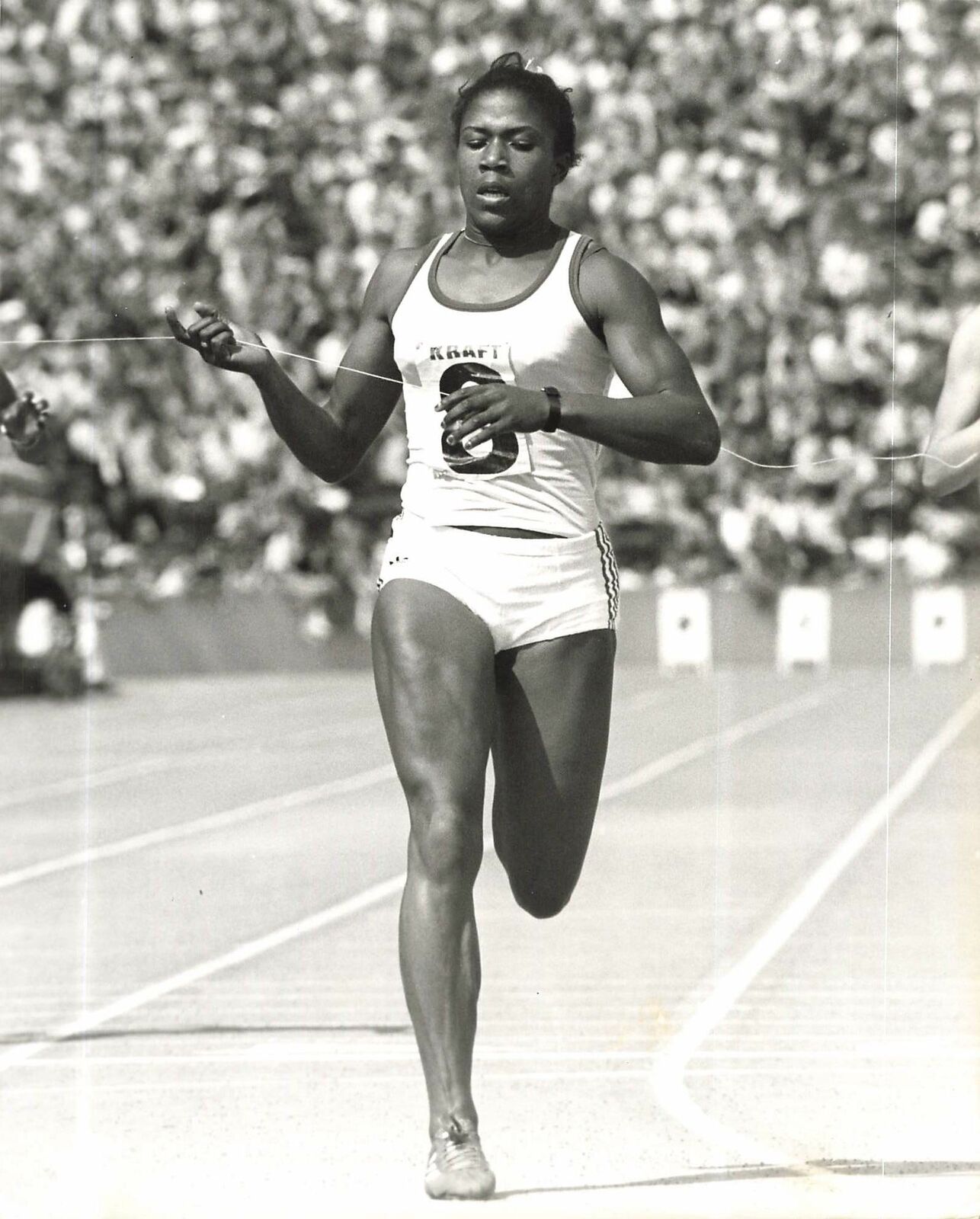1976 Press Photo Pre Olympic Trials Black British SONIA LANNAMAN Womens 200m kg