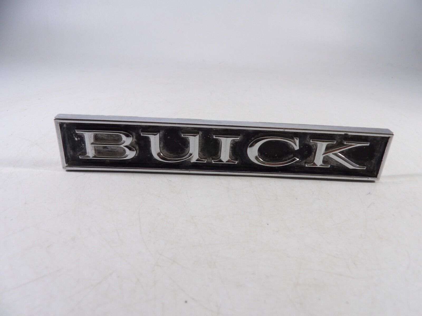 OEM 1975 1976 Buick Century Skylark Front Grille Emblem Badge Logo Name 1247574