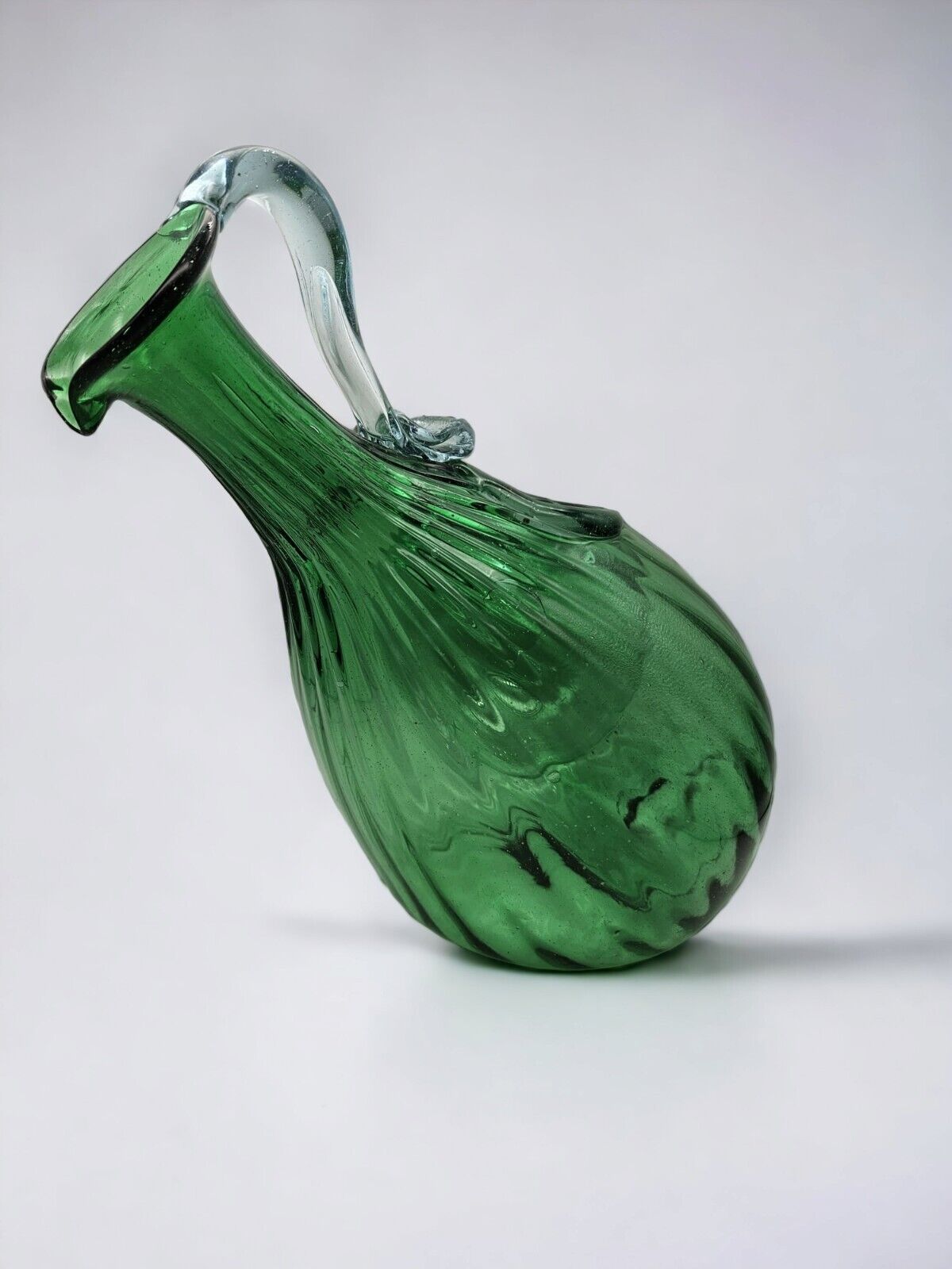 Vintage Exclusive Rare Emerald Hand Blown Glass Wine Pitcher with Ice Reservoir 
