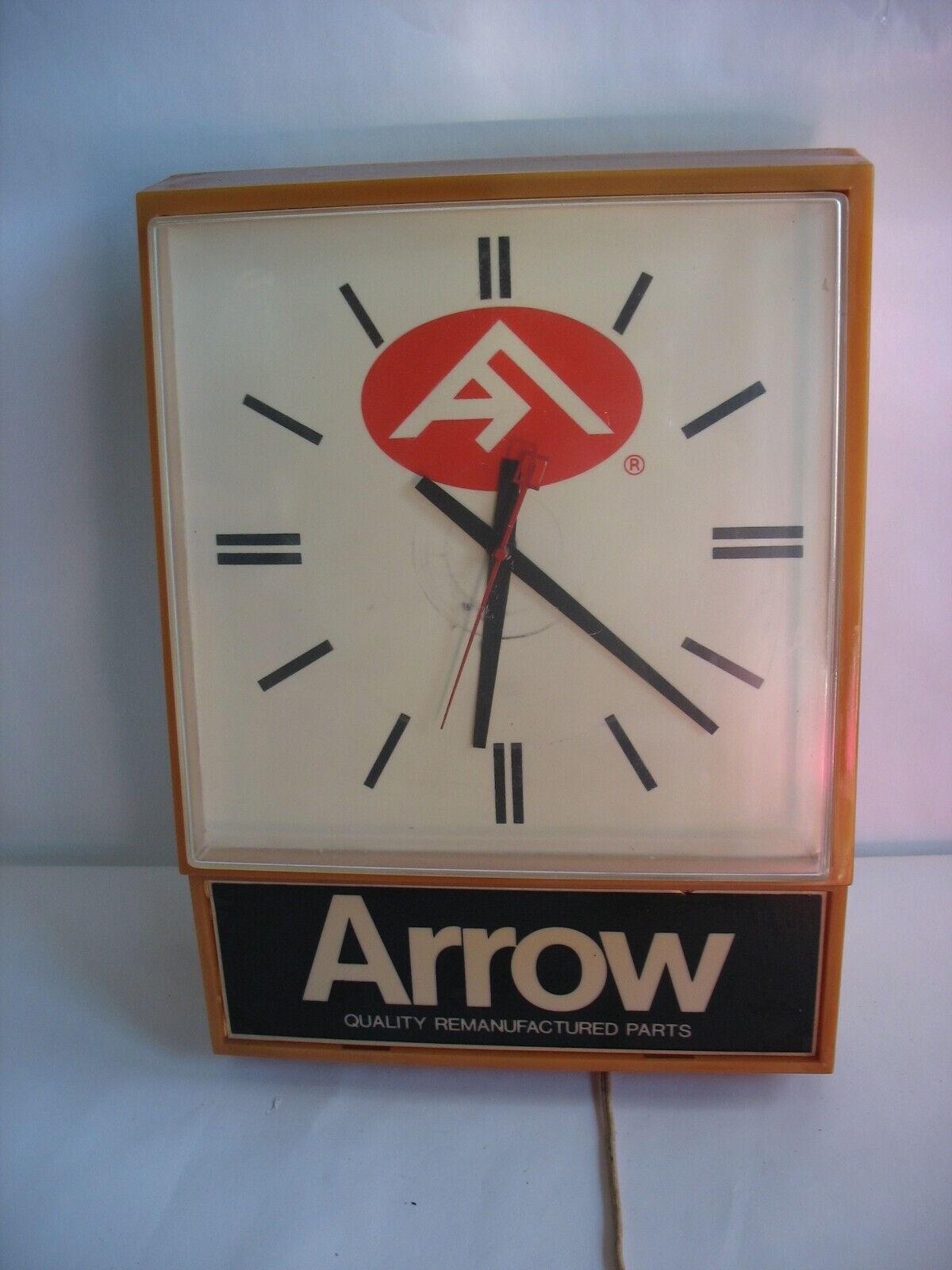 Arrow Quality Remanufactured Parts electric clock advertising Vtg Auto Man cave