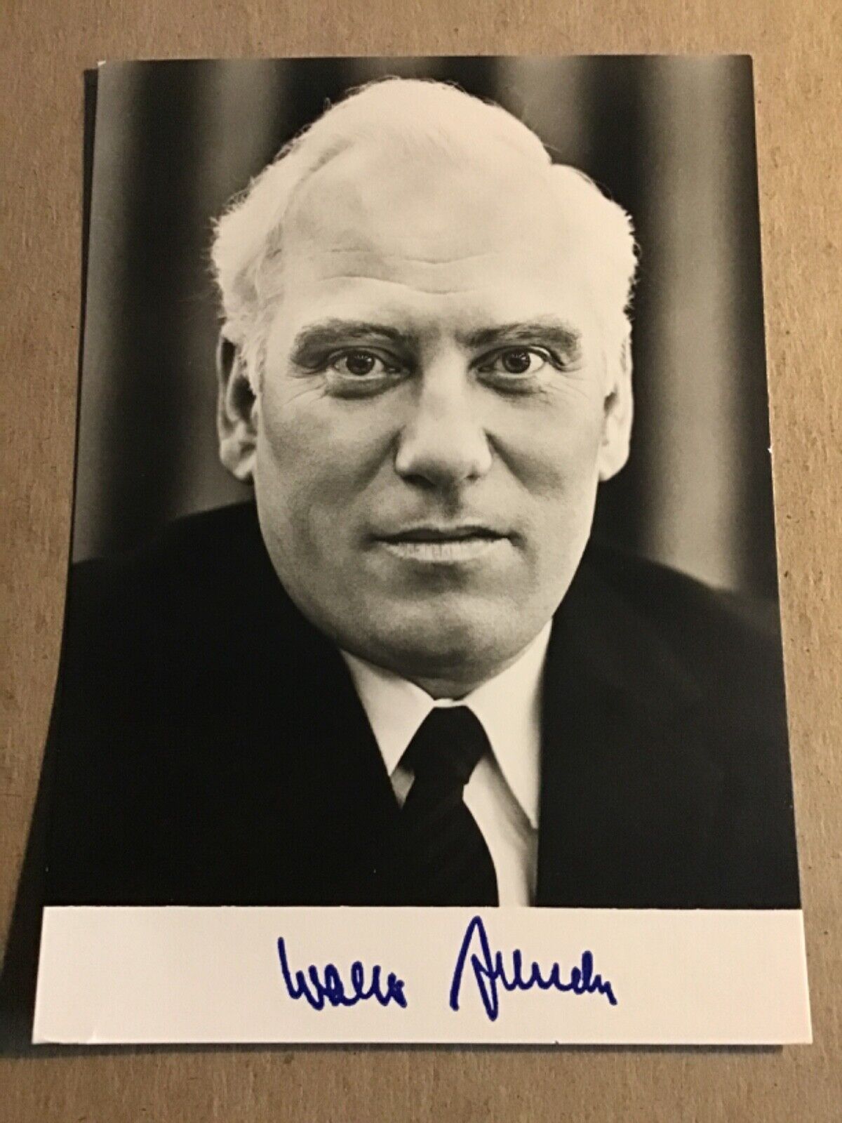 Walter Arendt, Germany 🇩🇪 Minister for Labour 1969-1976 hand signed