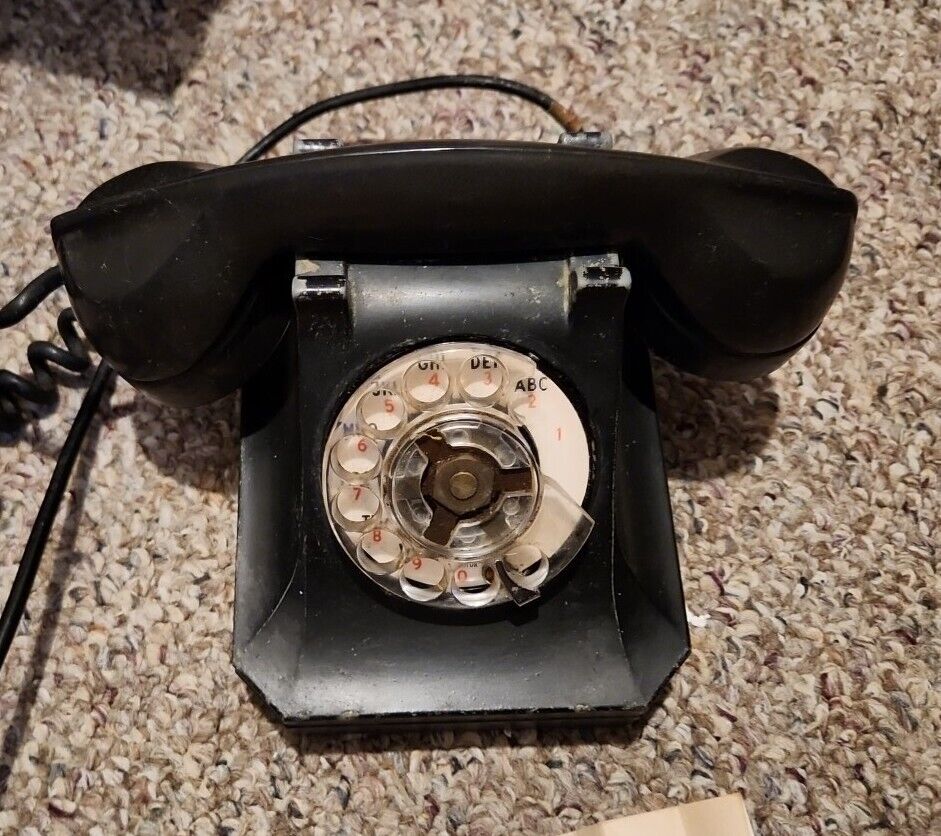 Vintage Stromberg Carlson Model Series 1243  Desk rotary Telephone As Is
