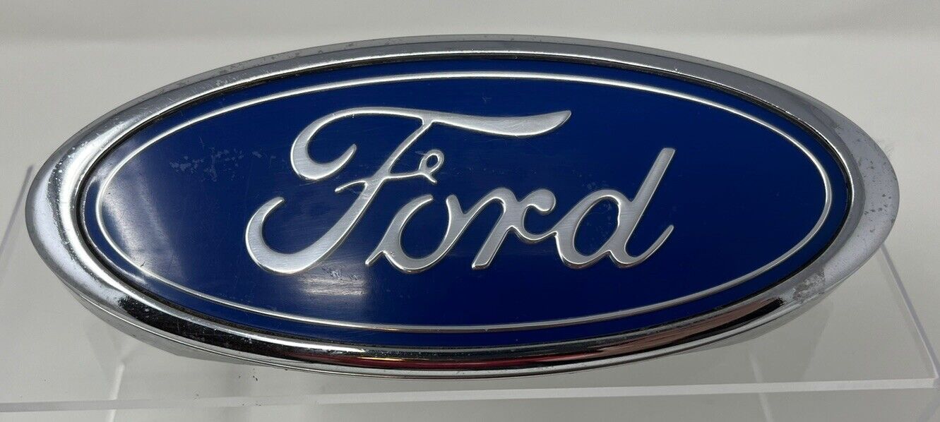 1987-91 Ford F150 250 Bronco Front Grille Emblem E7TB-8C020-AA OEM w/ Nuts