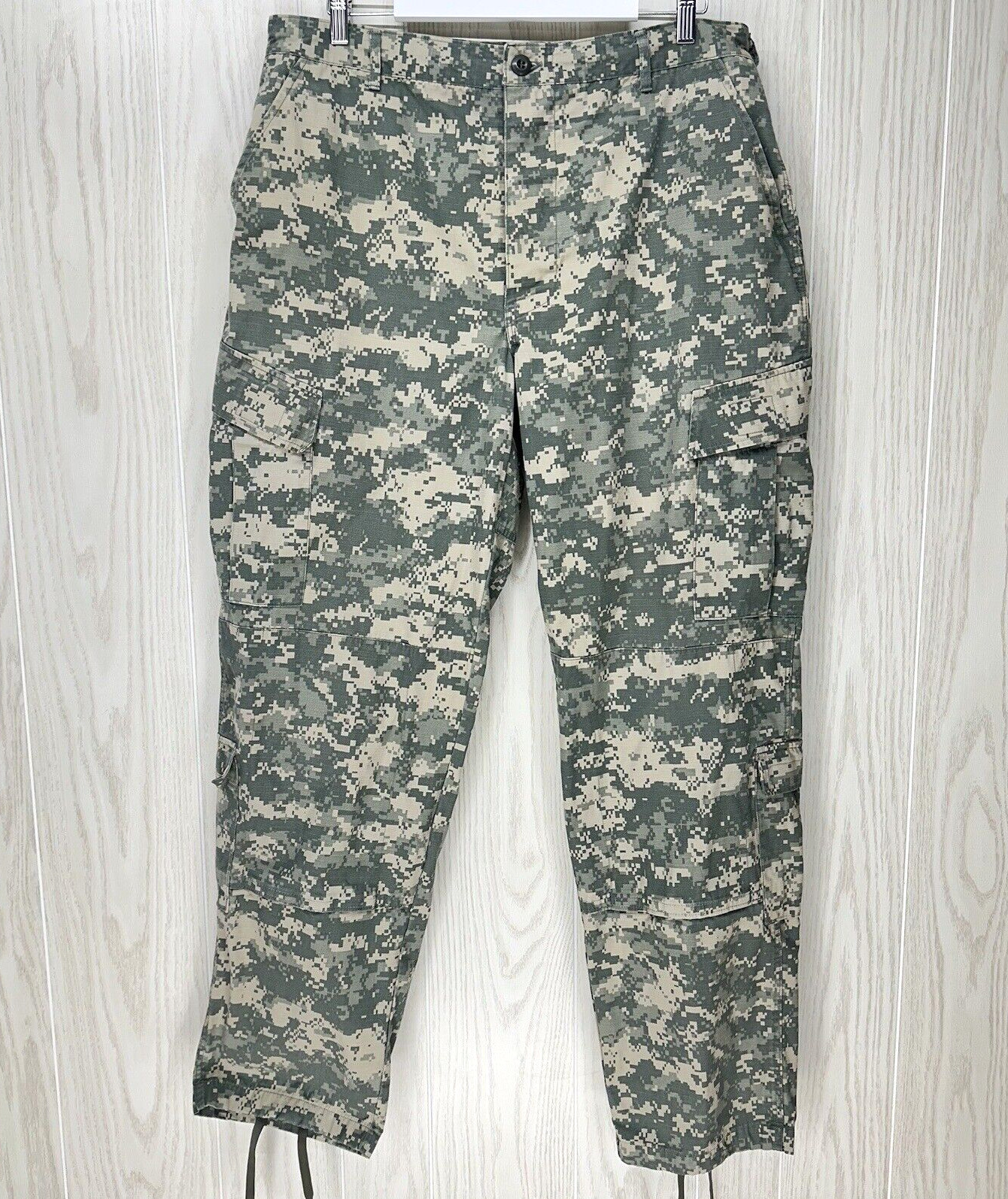 US Military Mens Camo Cargo Pants Size Large Long Digital Button Fly Seat Patch