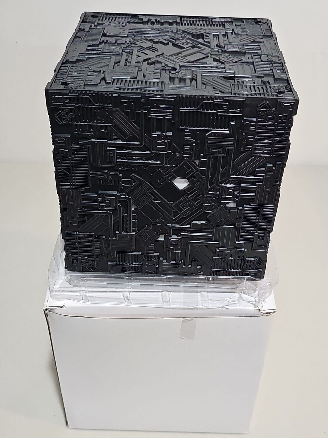 Eaglemoss Star Trek XL Borg Cube Light Up Subscriber Special RARE NEW