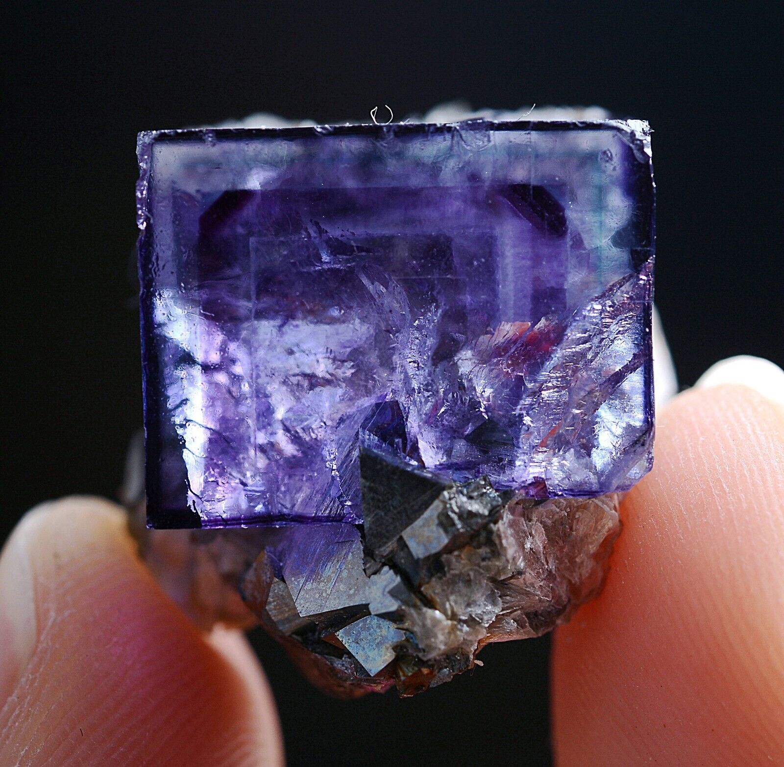 10gNatural Window Purple Fluorite & Arsenopyrite Mineral Specimen/Yaogangxian