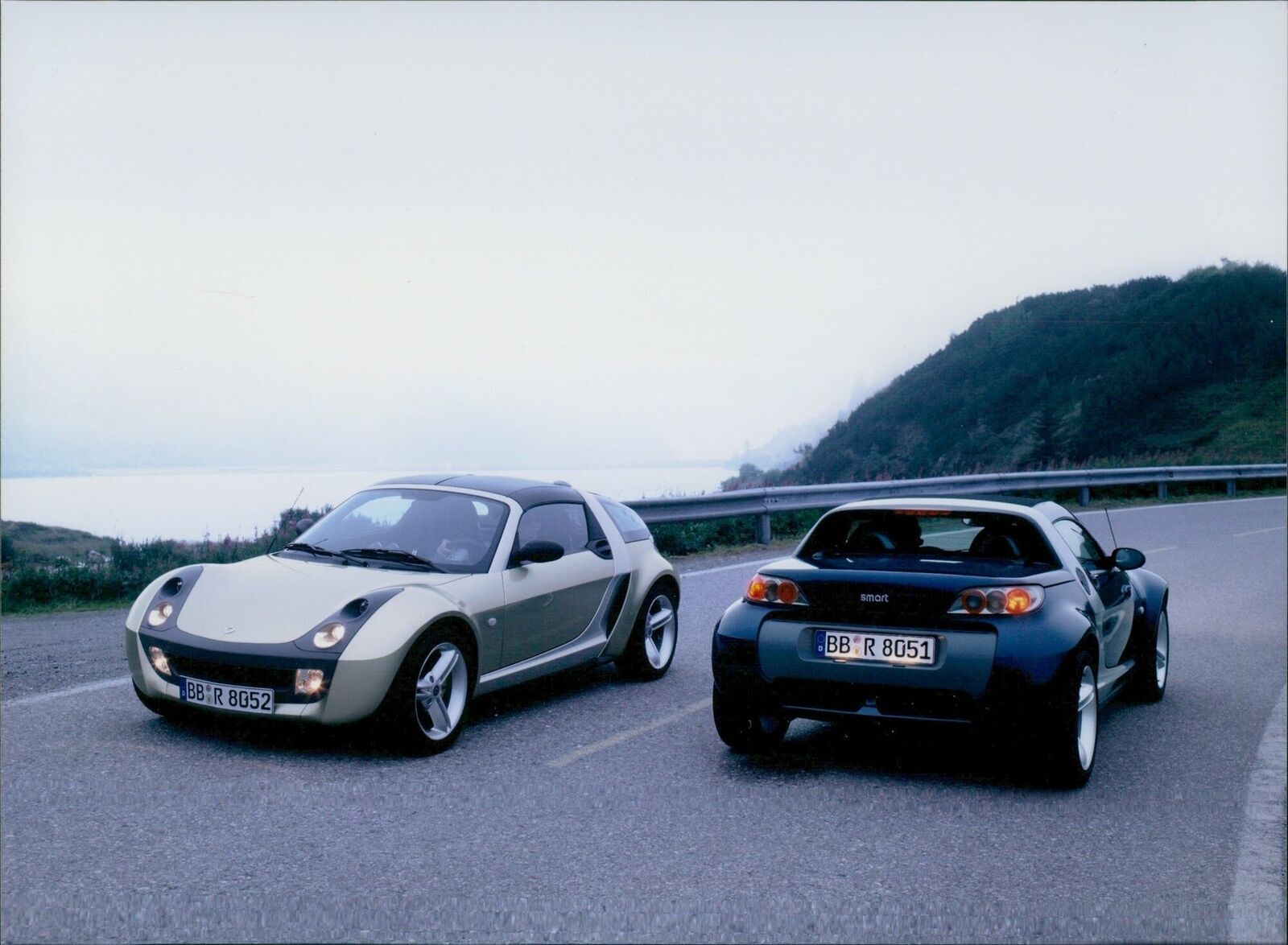2002 Smart Roadster and Smart Roadster Coupe - Vintage Photograph 3358581