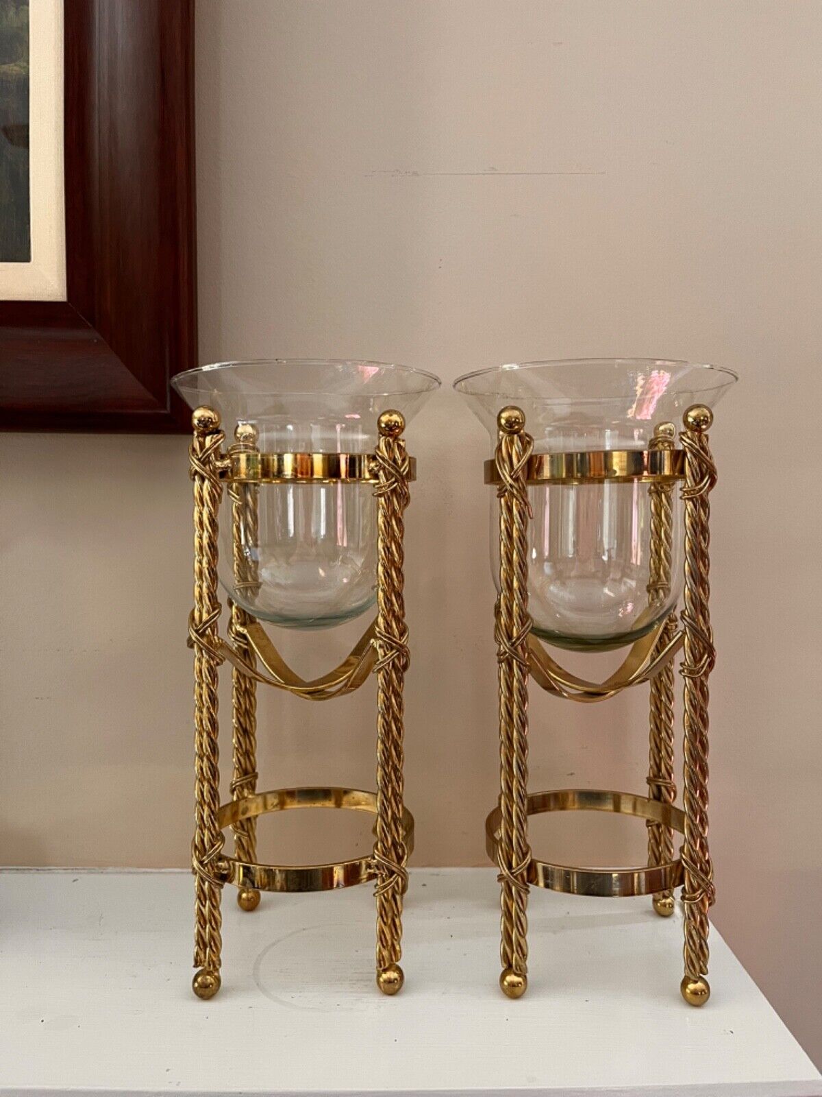 VINTAGE  4 FOOTED TWISTED Solid BRASS STAND GLASS VOTIVE CANDLE  HOLDER