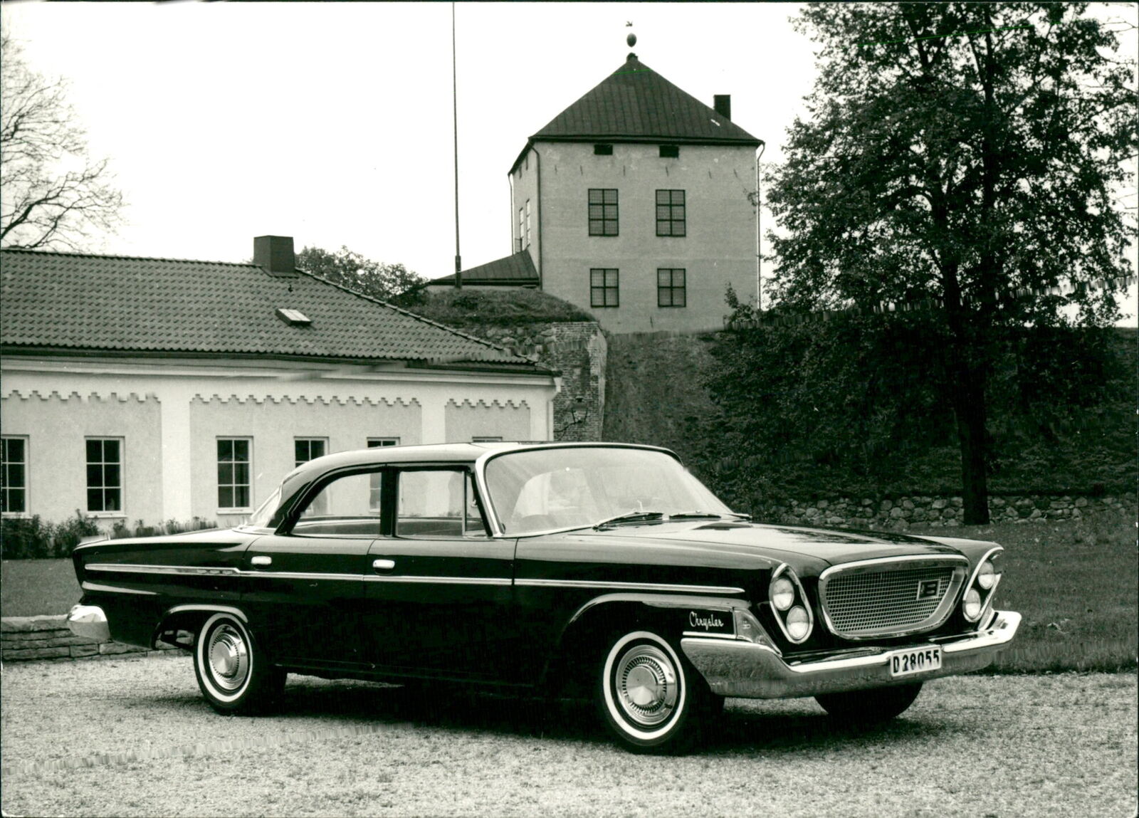 Cars: Chrysler Newport - Vintage Photograph 2439307