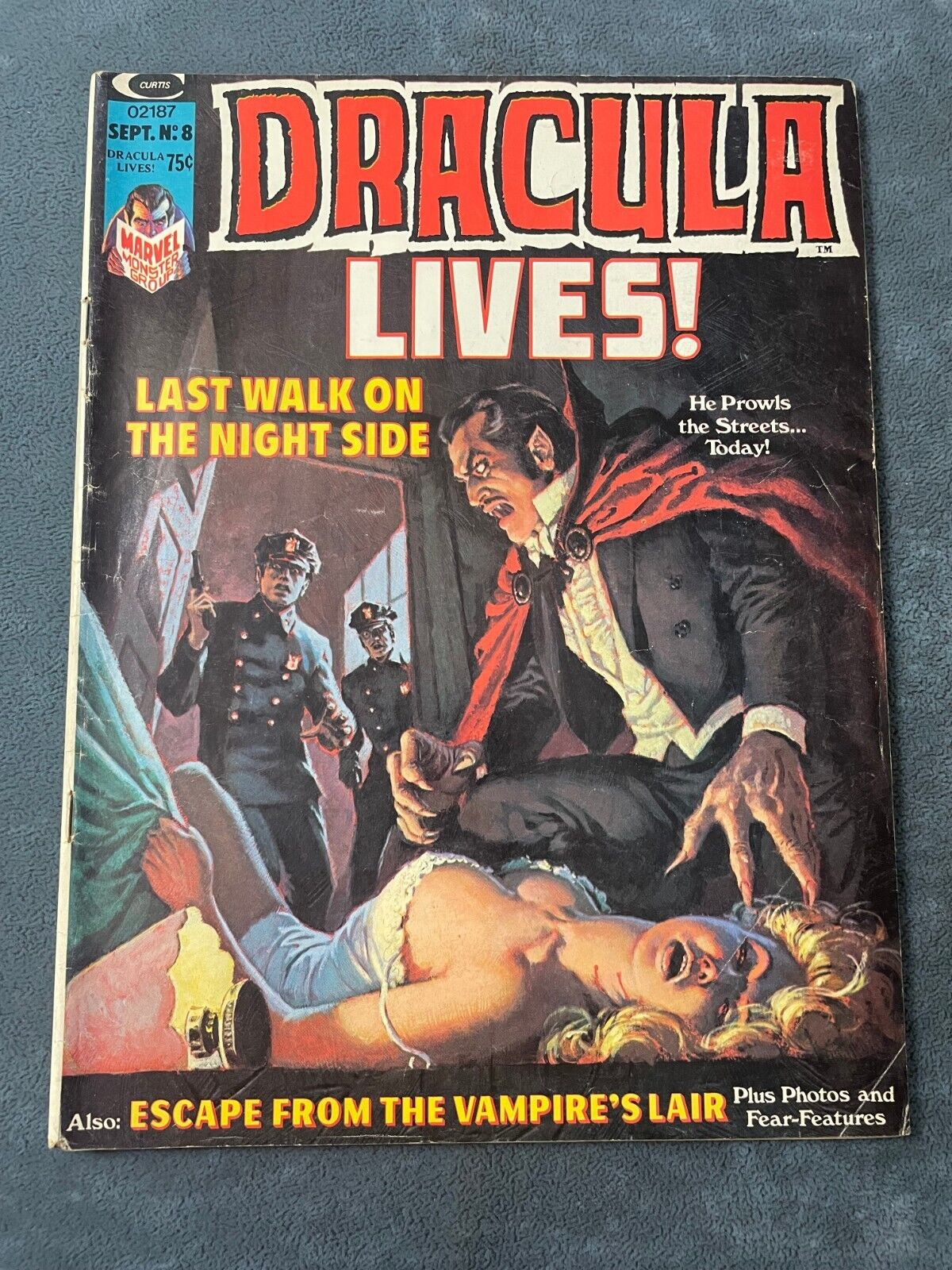 Dracula Lives #8 1974 Marvel Comics Horror Magazine Luis Dominguez GGA Cover VG-