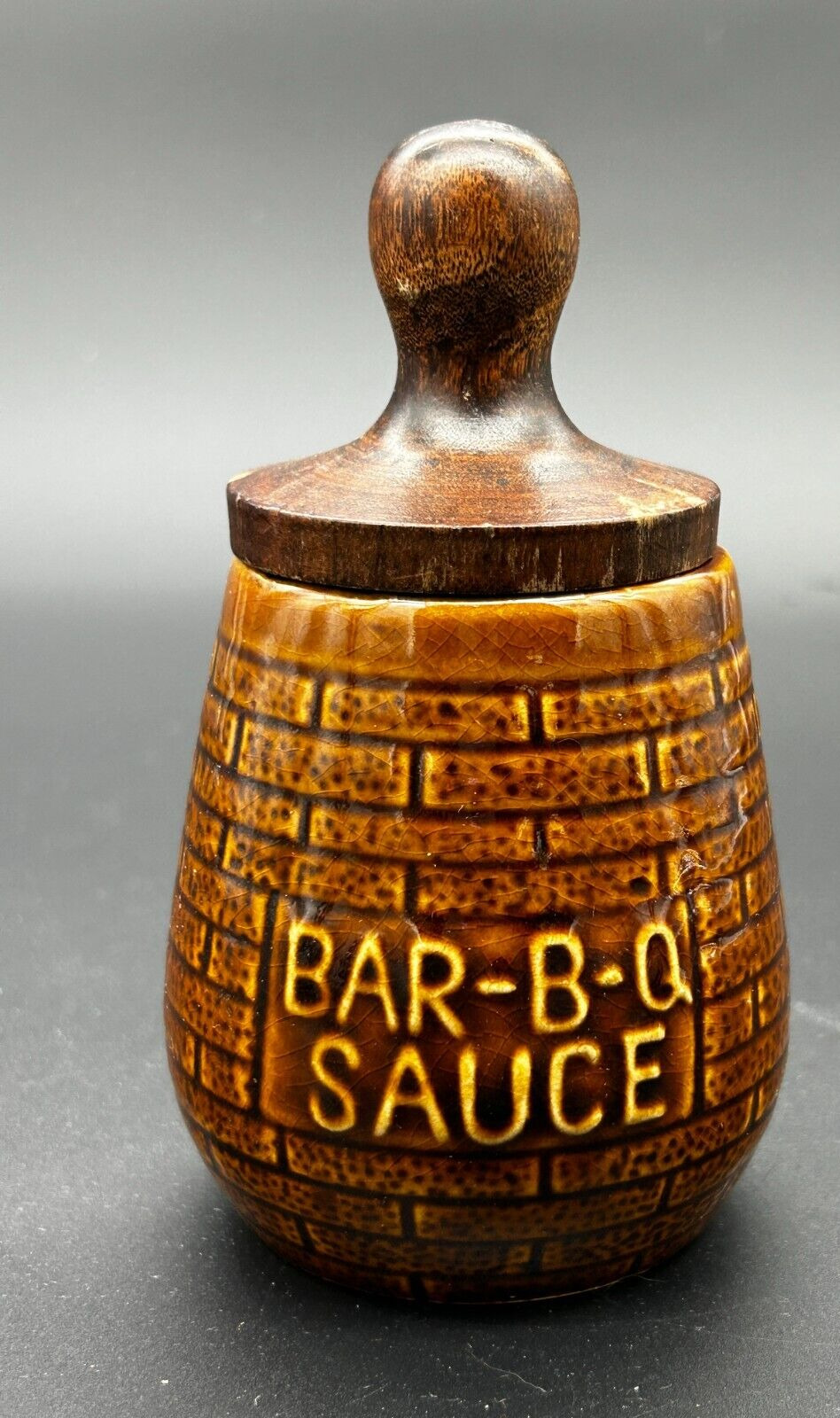 Vintage Bar B Q Barbecue Sauce Jar with Lid Attached Brush Grill Baster 5.5\
