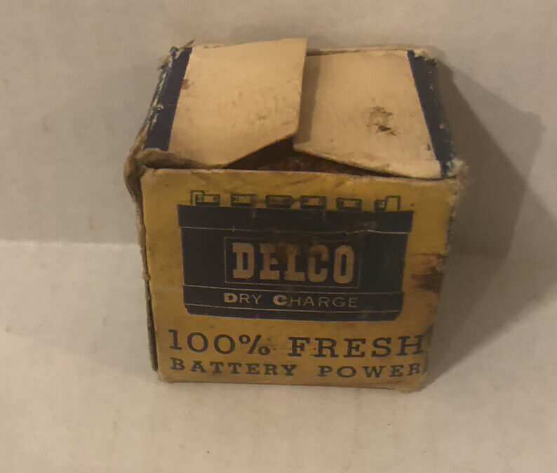 Vintage Delco Dry Charge 100% Fresh Battery Power Emergency Flare Box NOS 1950s