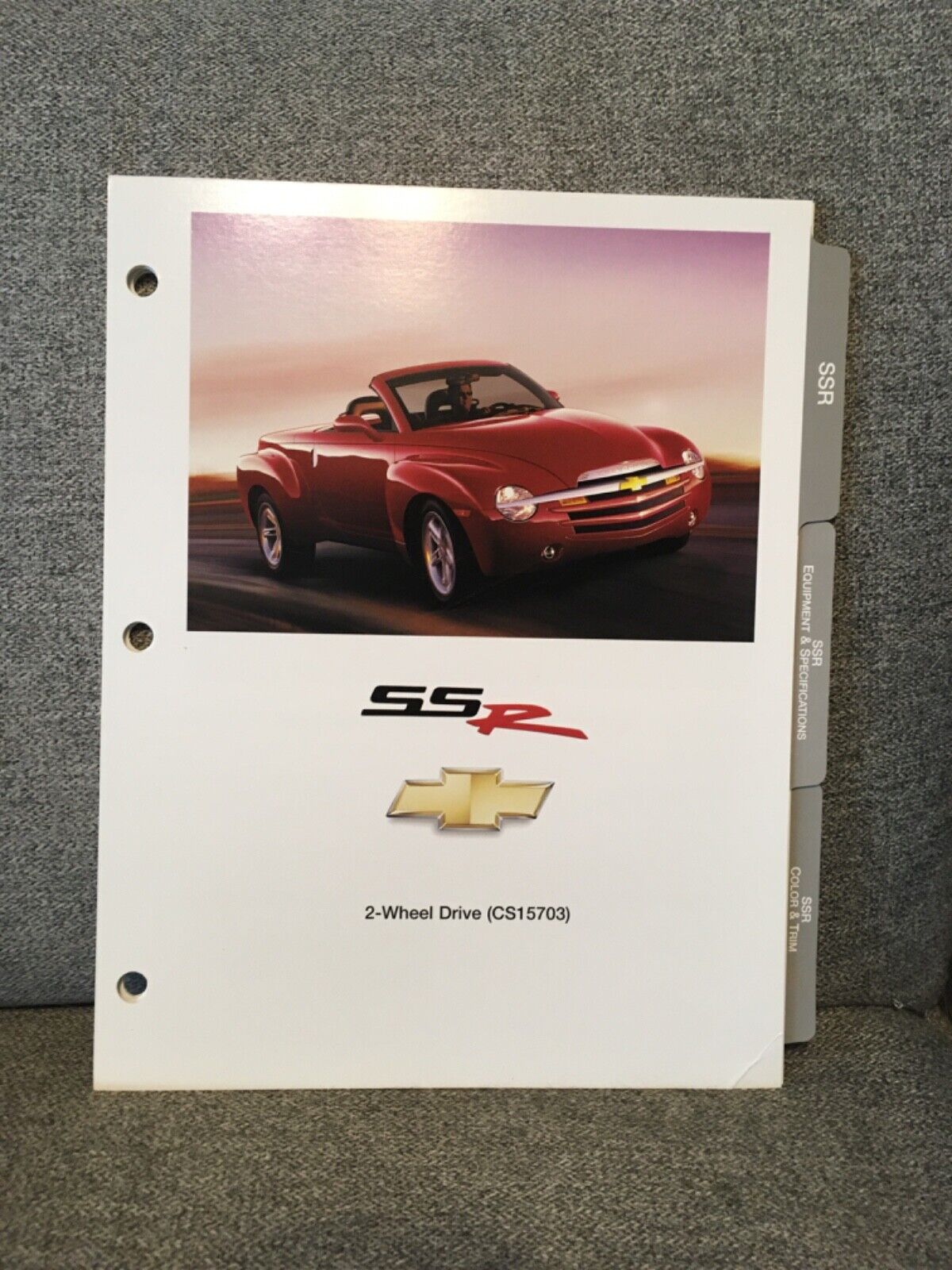 2004 Chevrolet SSR Product Portfolio Dealer Only Item Information,Specifications