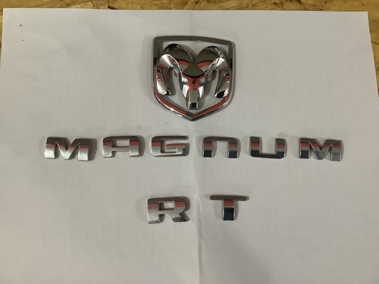 Dodge Magnum RT Complete Rear Hatch Lettering/emblem