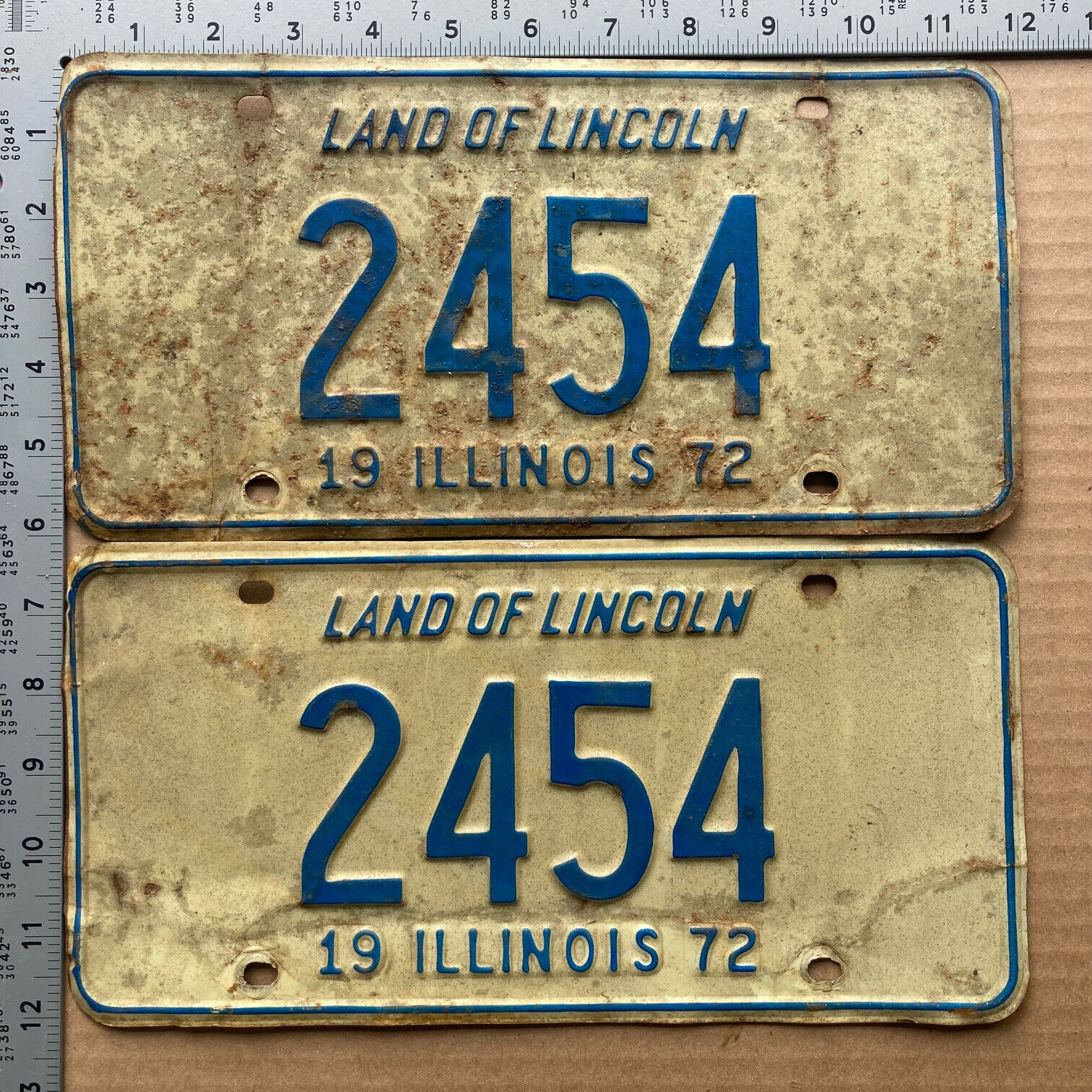 Illinois 1972 license plate pair 2 454 YOM DMV Chevy big block muscle car TCIL