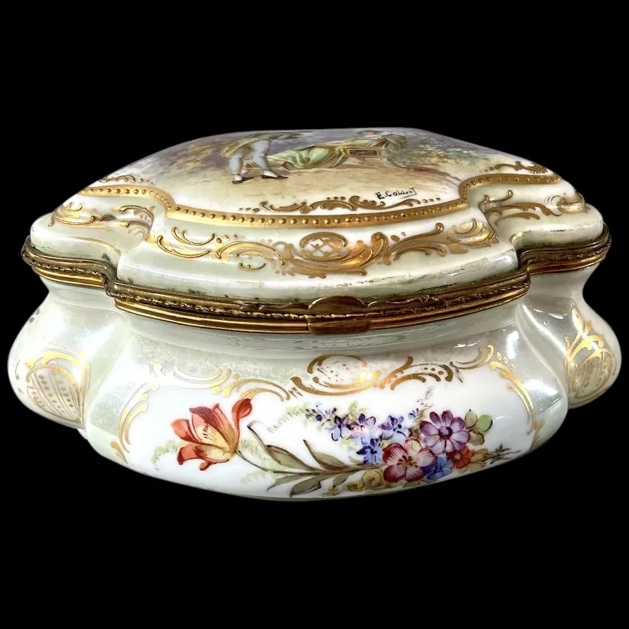 Late 19th Century French Louis XVI Sevres Porcelain Box: Stunning Coloration