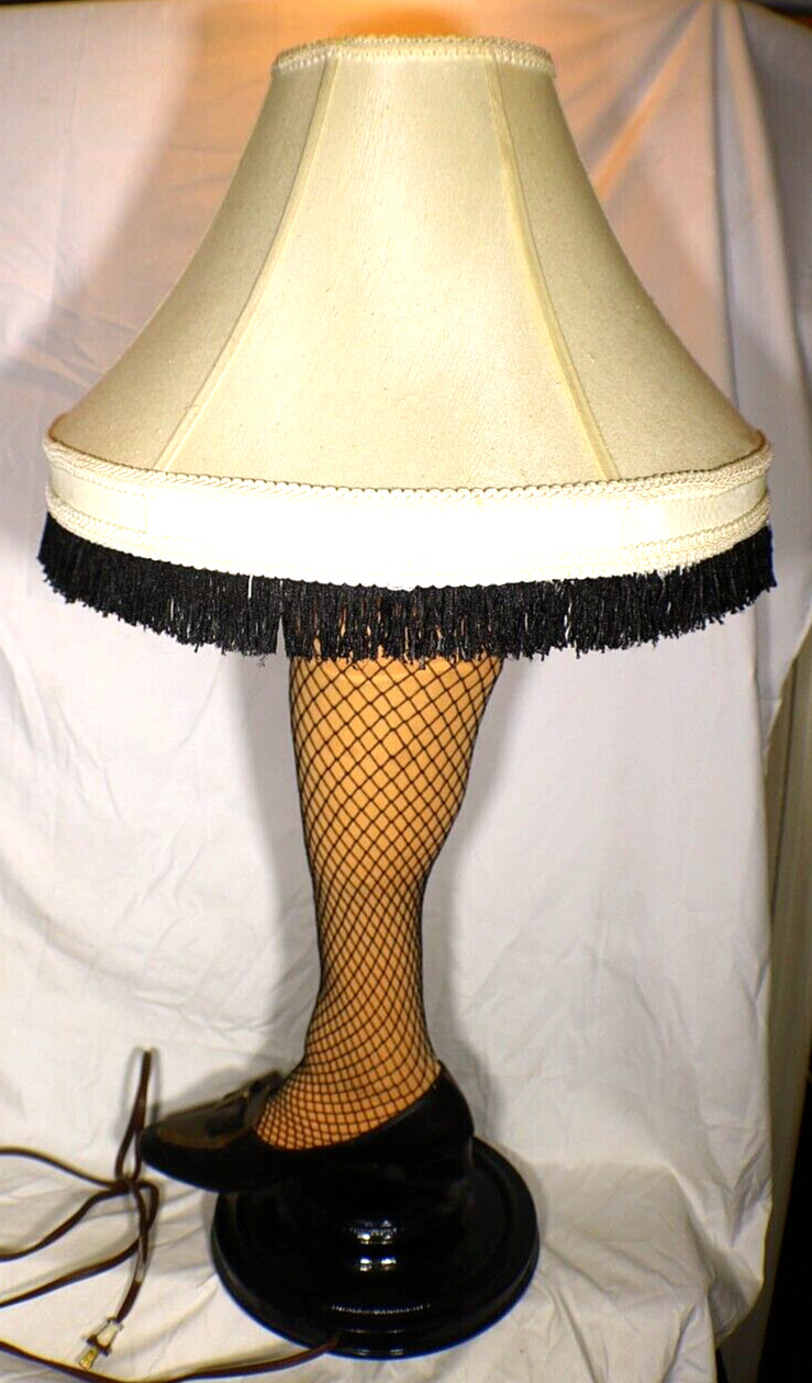 vintage leg lamp based off of christmas story 1 off ,33\