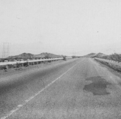 4W Photograph Artistic On The Road Desert Scene 1940's 
