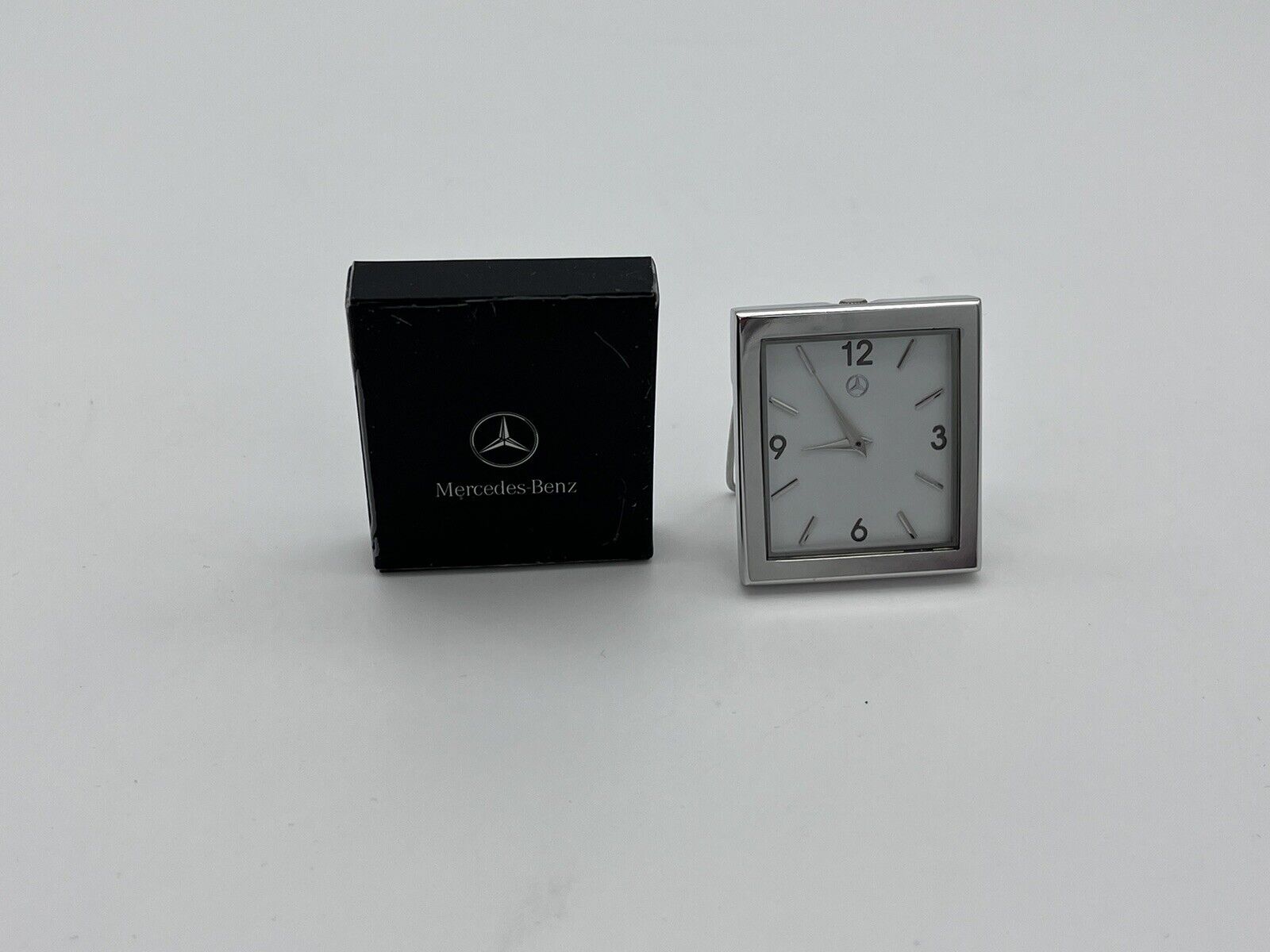Mercedes Benz E-Class In-Dash Shaped Analogue Desk Clock New Working