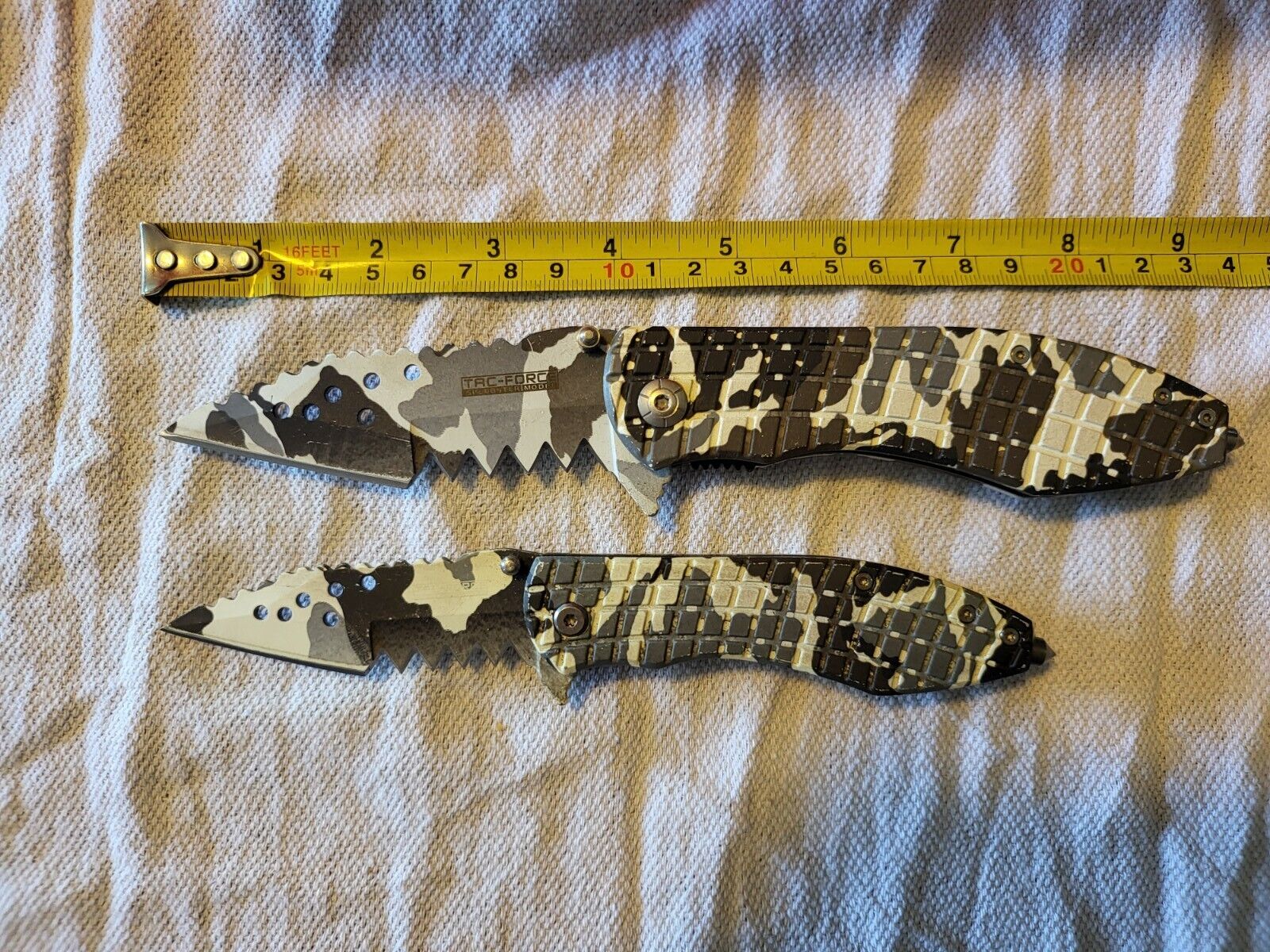 Tac-Force Camouflage Tactical Knife Seat Of Two