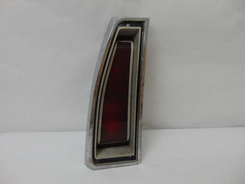 Driver Tail Light Gran Fury Station Wgn Fits 74-77 PLYMOUTH PASS. 2153869