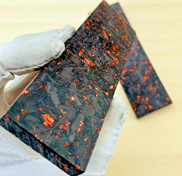 2 Pcs Black Marbled Carbon Fiber Copper Powder Knife Handle Scales 135x40x4mm