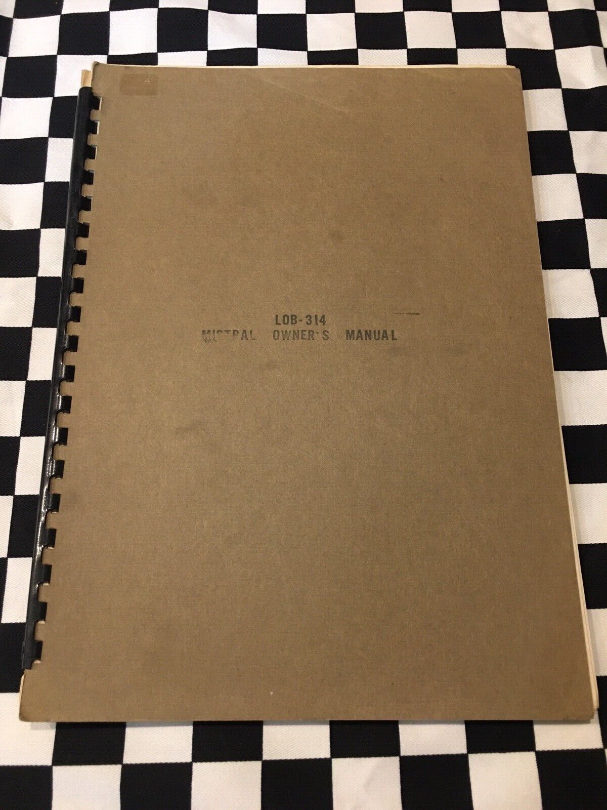 Vintage Maserati MISTRAL Owners Service Manual With Illustrations LOB-314 AM109