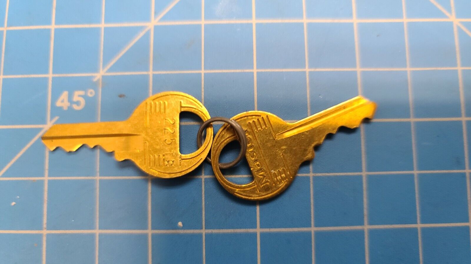 Master Lock 2251 Factory Replacement Key Set [B7S4]