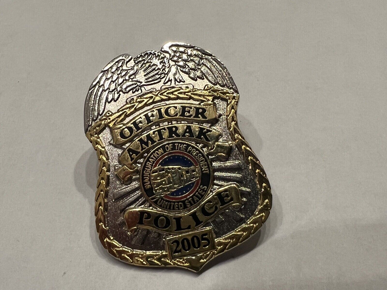 2005 Amtrak Police Inaugural Badge Bush Cheney Symbol Arts